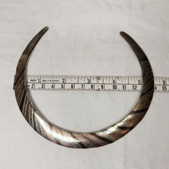 Antique Tricolor Cuff Collar Necklace - Picture 3 of 5